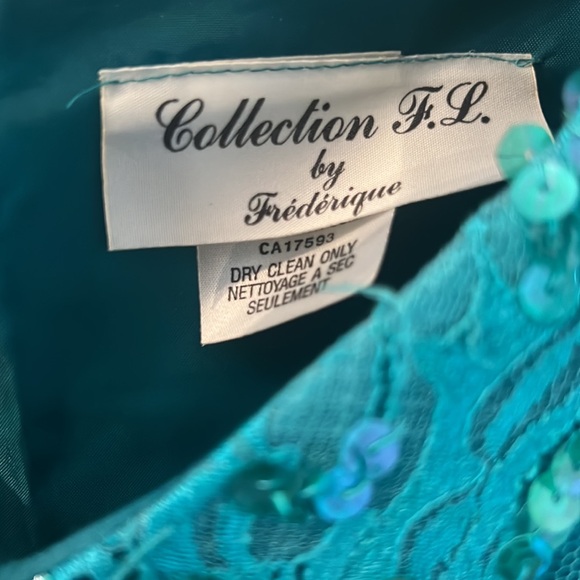 Women’s Matching Top & Skirt Set & Hat - Picture 3 of 14